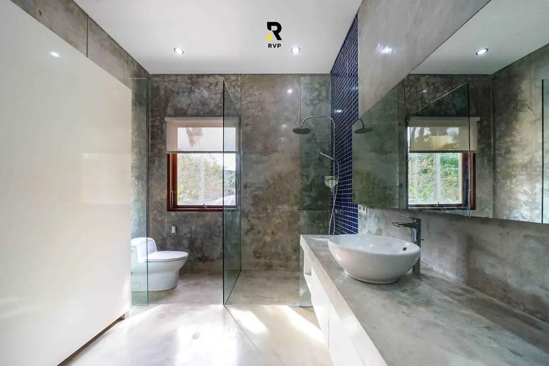 Spacious 2-Bedroom Villa With 850Sqm Of Stylish Space Badung