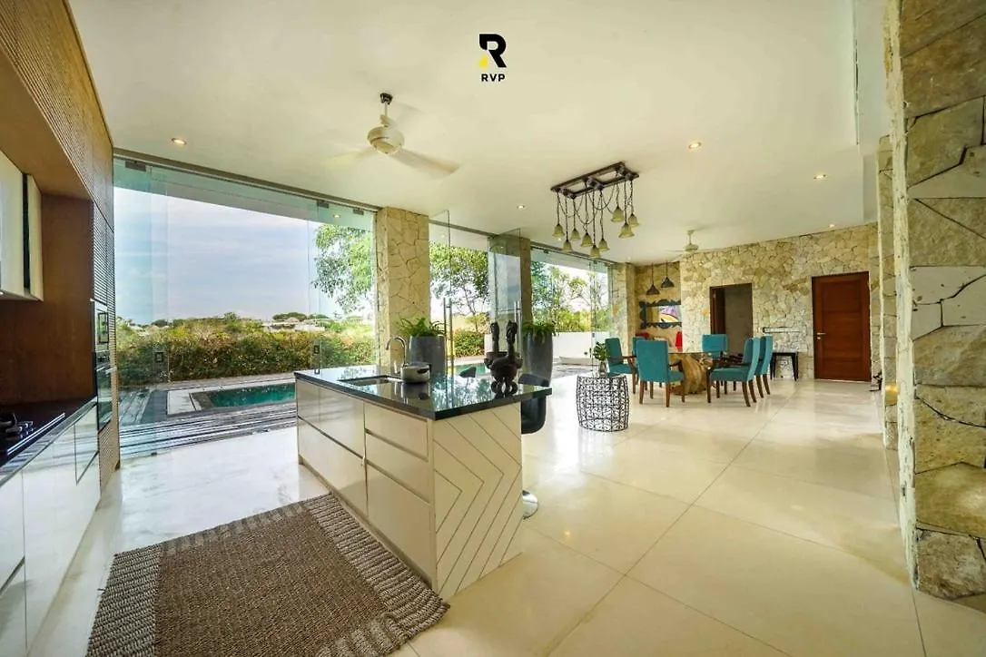 Spacious 2-Bedroom Villa With 850Sqm Of Stylish Space Badung  Indonesia